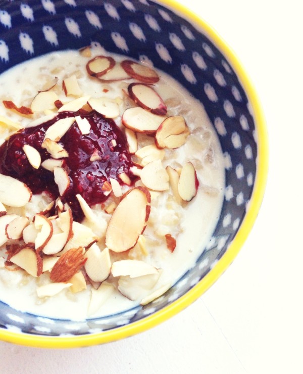 Barley Porridge | www.roastedmontreal.com #breakfast #grains #porridge